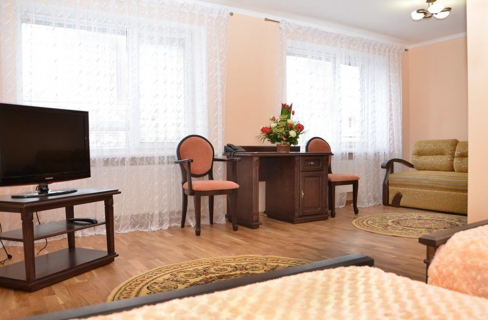 Hotel Lviv Hotel Lviv